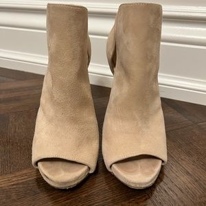 Rare Rachel Zoe Ainsley Kid Suede Booties